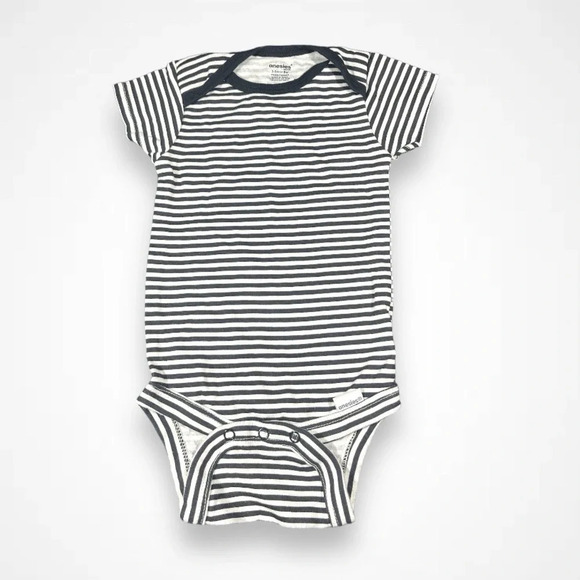 4/$20 Onesie’s Brand Black Striped Onesie - Picture 1 of 4